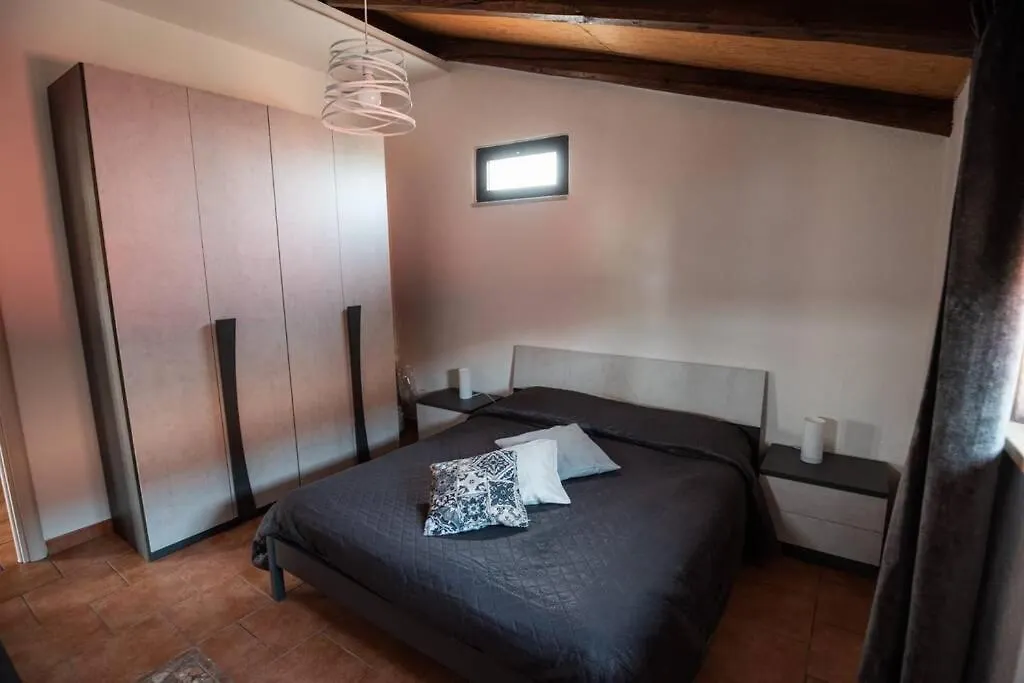 Villa Sole Torrenova  Italien